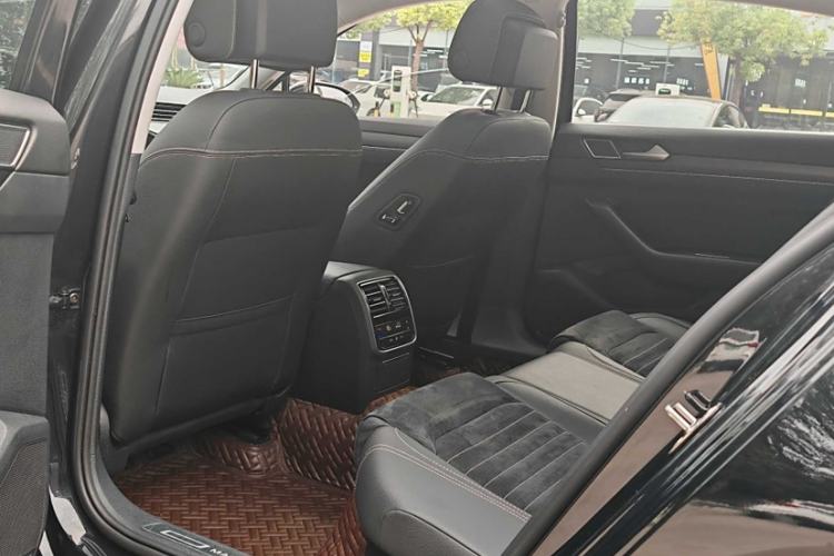 Used Volkswagen Magotan 2020 330TSI DSG Luxury Edition
