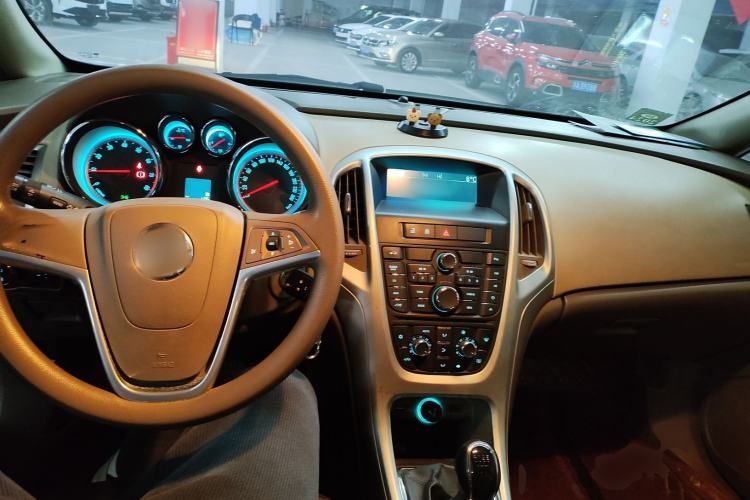 Used Buick GT 2013 GT 1.6L Manual Entry-Level Model