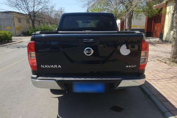 Used Nissan Navara 2017 2.5L Automatic 2WD Luxury Edition QR25