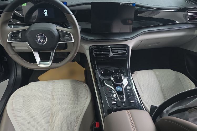 Used BYD Qin PLUS 2024 HONOR Edition DM-i 55KM Leading Model
