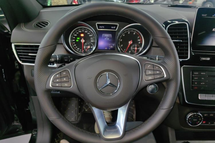 Used Mercedes-Benz GLE 2019 GLE 400 4MATIC Exclusive Edition
