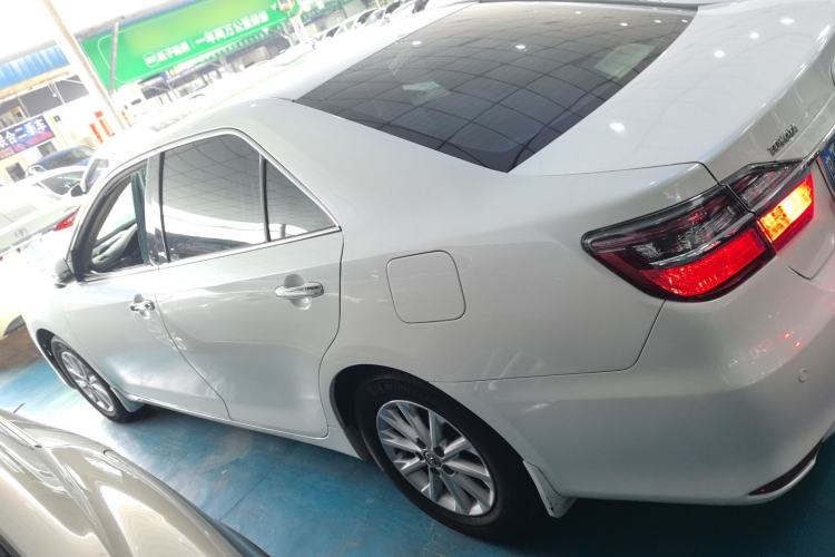Used Toyota Camry 2016 2.0G 10th Anniversary Leading Edition