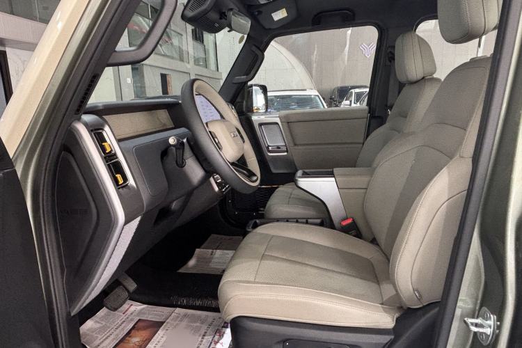 Used  V23 2025 501 Four-Wheel Drive Intelligent Driving Version