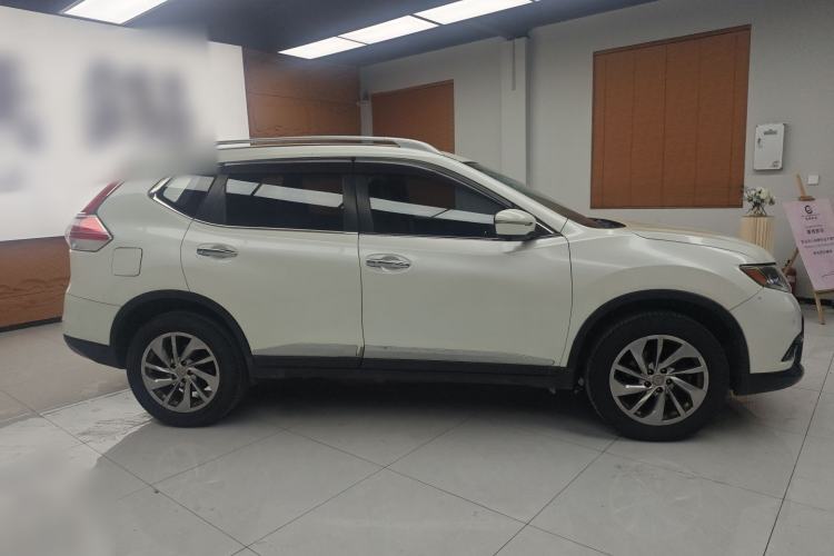 Used Nissan X-Trail 2014 2.5L CVT Ultimate Edition 4WD
