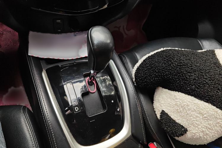 Used Nissan X-Trail 2015 2.0L CVT Comfort MAX Edition 2WD
