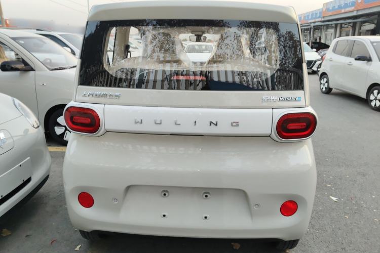 Used Wuling Hongguang MINIEV 2024 3rd Generation 215km Youth Edition
