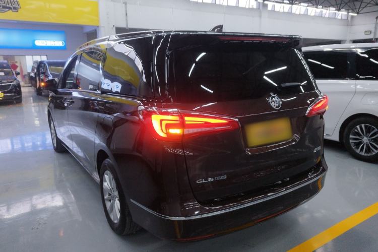 Used Buick GL8 2017 ES 28T Premium Version China V Standard