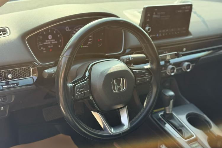 Used Honda Civic 2022 240TURBO CVT Dynamic Control Version
