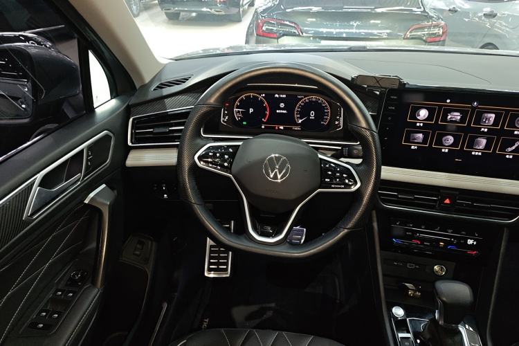 Used Volkswagen Tiguan L 2022 330TSI Automatic Two-Wheel Drive R-Line Enhanced Edition
