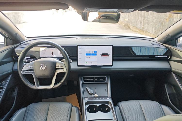 Used BYD Qin L 2025 EV 545KM Beyond Version
