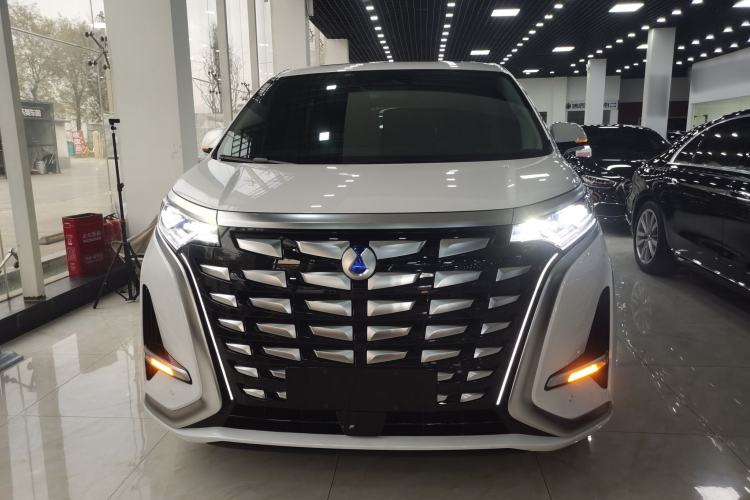 Used Denza D9 2024 DM-i 980 Four-Wheel Drive Prestige Model
