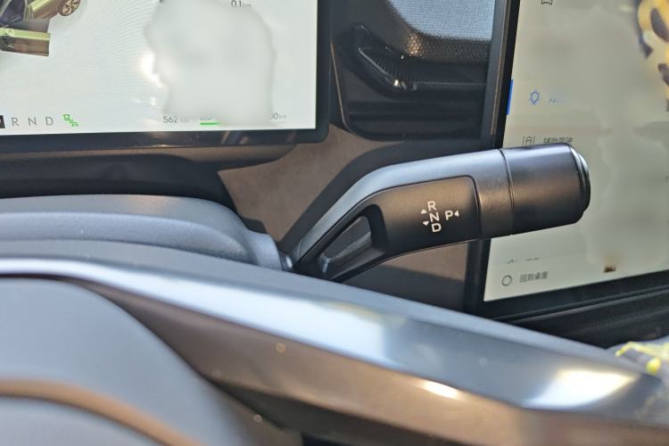 Used Lynk & Co 08 EM-P 2023 220km All-Wheel-Drive Performance Halo
