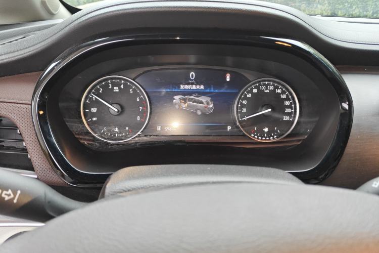 Used Buick GL8 2023 Land Executive Class Comfort Model
