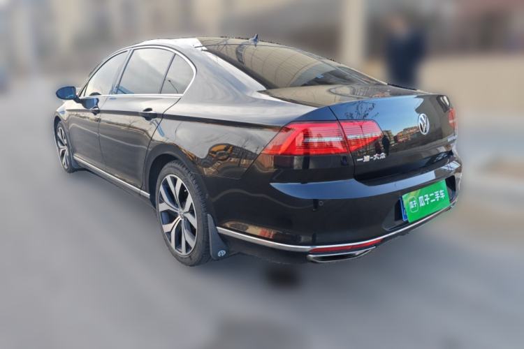 Used Volkswagen Magotan 2017 380TSI DSG Prestige Edition
