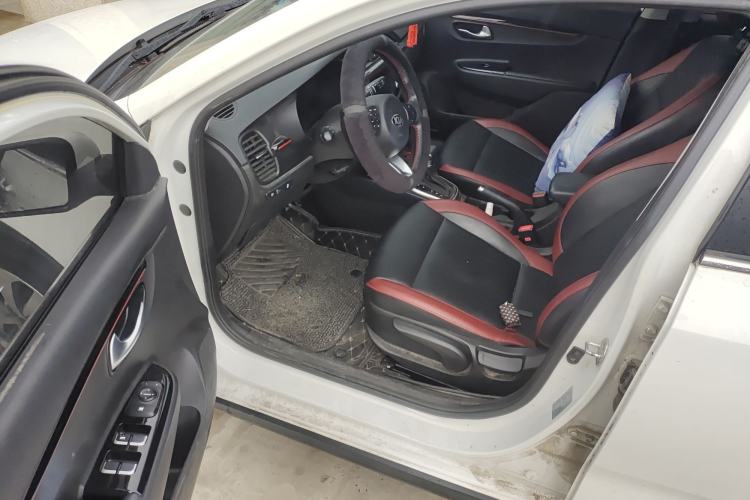 Used Kia KX Cross 2018 1.6L Automatic Dynamic Sunroof Version