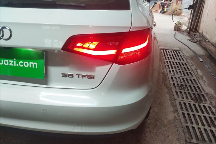 Used Audi A3 2015 Sportback 35 TFSI Millionth Anniversary Intelligent Leading Model
