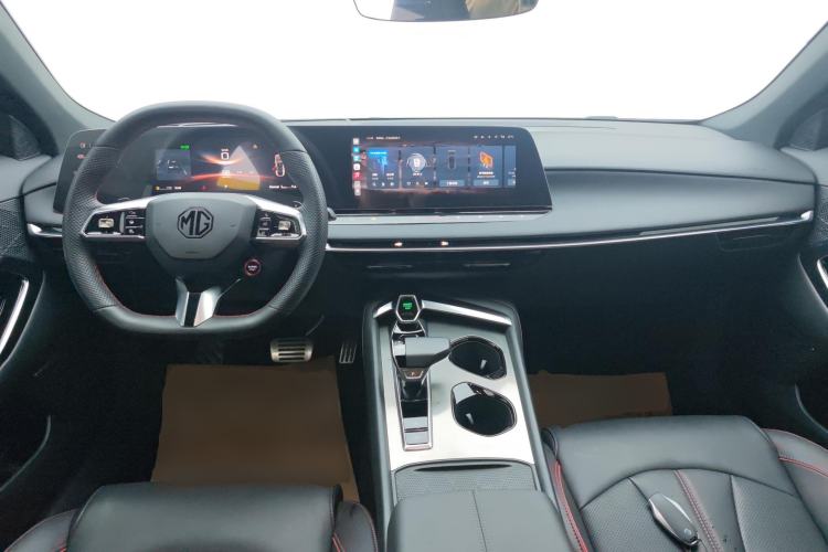 Used MG 7 2023 2.0T Automatic Hunter Luxury Edition
