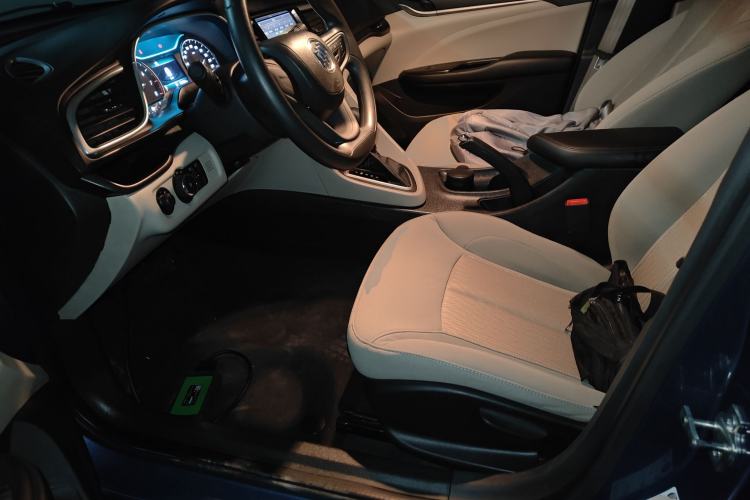 Used Buick GT 2015 15N Automatic Elite Version
