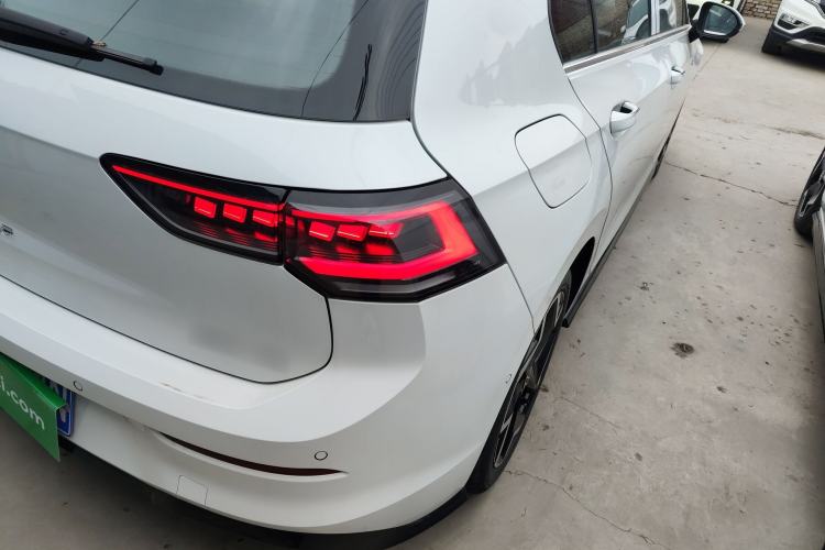 Used Volkswagen Golf 2025 300TSI R-Line