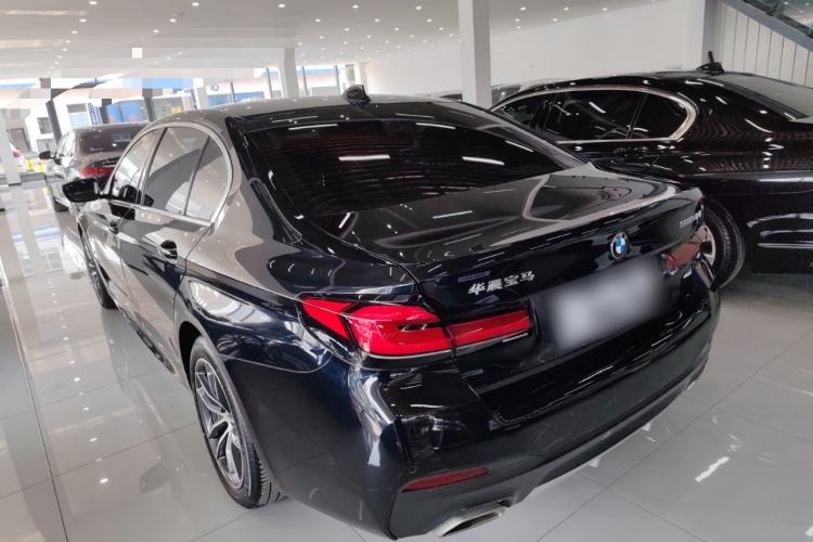 Used BMW 5 Series 2022 Second Facelift 525Li M Sport Package
