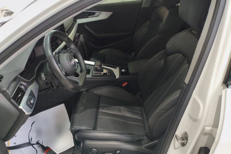 Used Audi A4L 2022 40 TFSI Luxury Dynamic Model