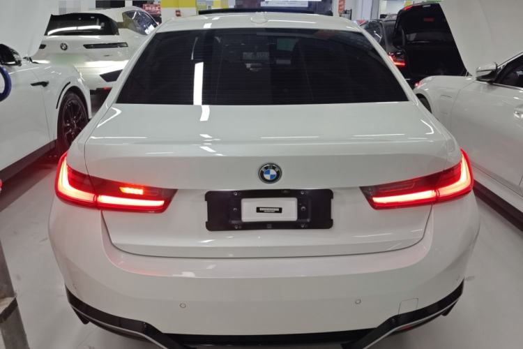 Used BMW i3 2022 eDrive 35 L
