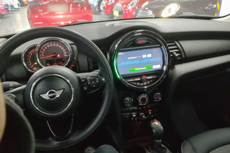 Used  MINI 2016 1.2T ONE Pioneer Edition
