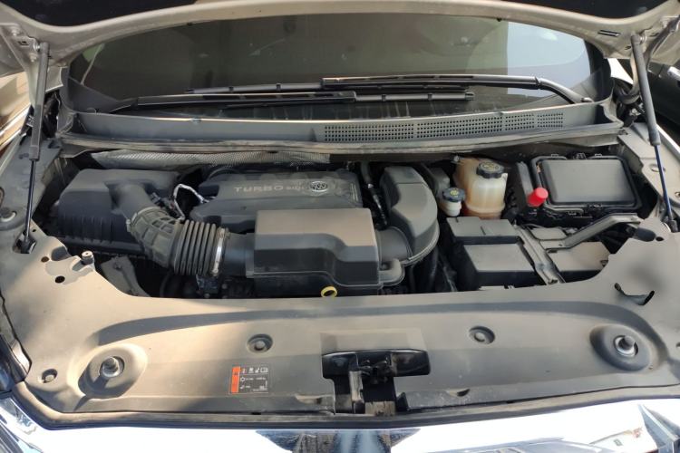 Used Buick GL8 2022 ES Landtrek 653T Luxury Edition
