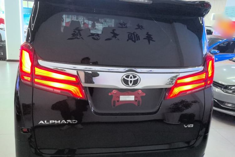 Used Toyota Alphard 2018 Revised Version 3.5L Luxury Edition