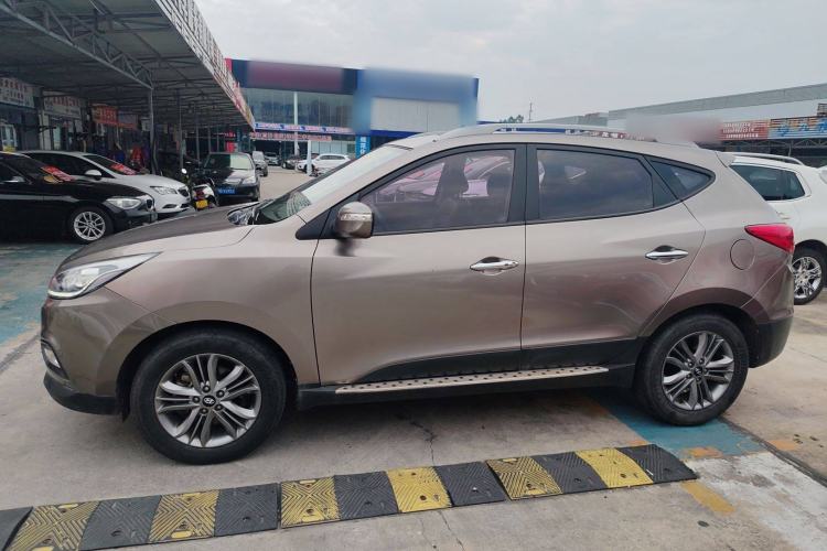 Used Hyundai ix35 2013 2.0L Automatic Two-Wheel Drive Smart GLS China IV Standard
