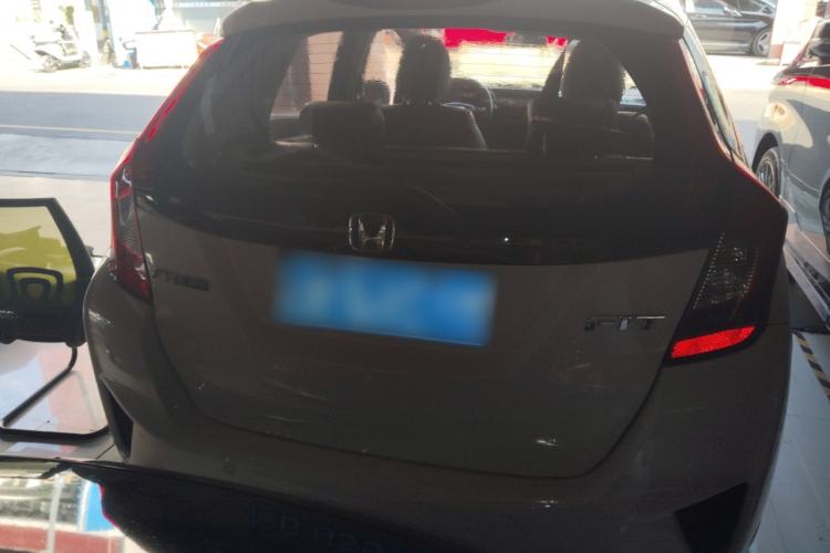 Used Honda Fit 2016 1.5L LXS CVT Comfort Sunroof Version
