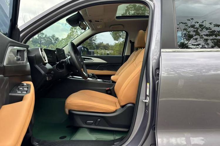 Used Haval H5 2023 2.0T Automatic All-Wheel Drive LinkedIn Gasoline
