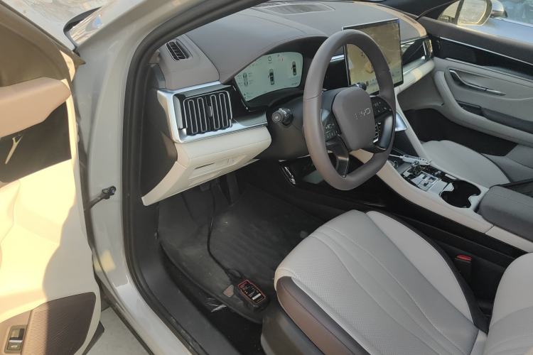 Used BYD Song PLUS New Energy 2025 DM-i Smart Drive 112KM Prestige Model
