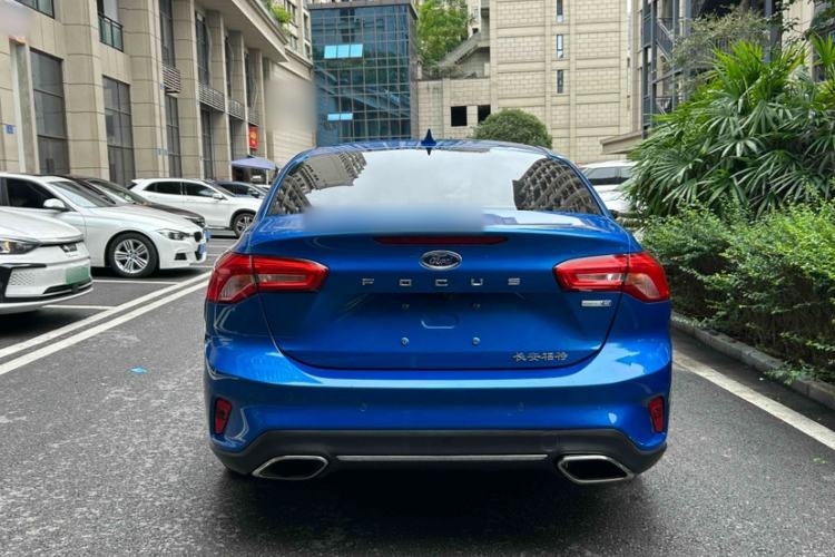 Used Ford Focus 2021 Sedan EcoBoost 180 Automatic Trendy Model