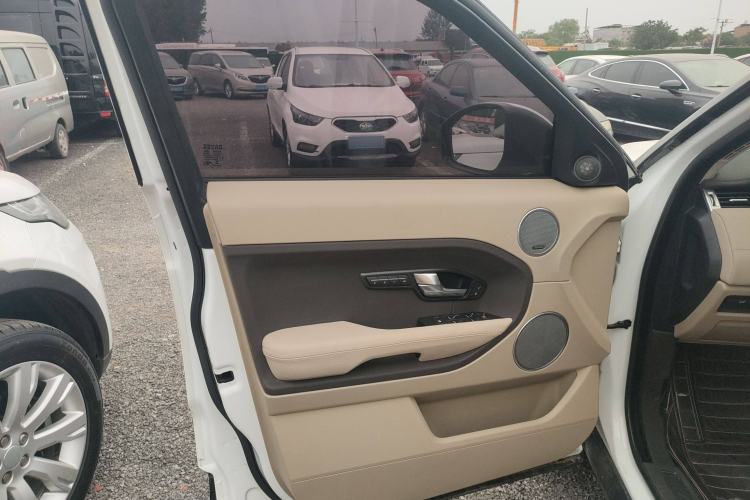 Used Land Rover Range Rover Evoque 2015 2.0T Five-Door Fashion Edition
