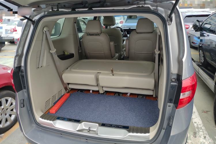 Used Buick GL8 2018 28T Luxury Model China VI Standard
