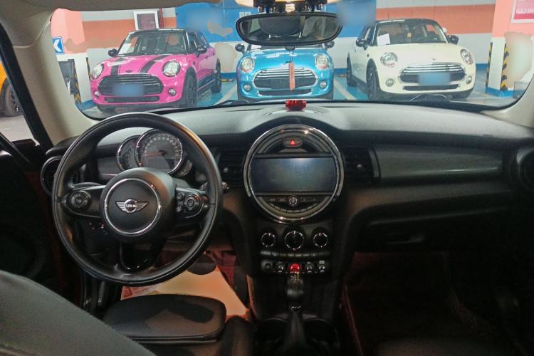 Used  MINI 2016 1.5T COOPER Avant-Garde
