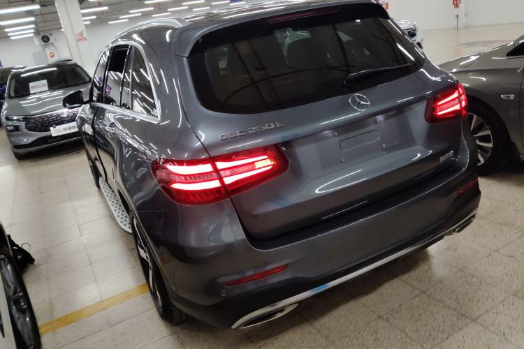Used Mercedes-Benz GLC 2019 Facelift GLC 260 L 4MATIC Luxury Model
