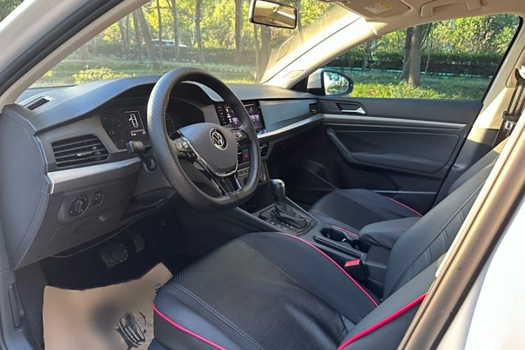 Used Volkswagen Lavida 2022 1.5L Automatic Fashion Edition
