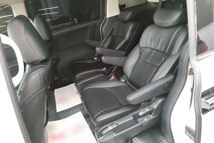 Used Honda Elysion 2016 2.4L Classic Edition
