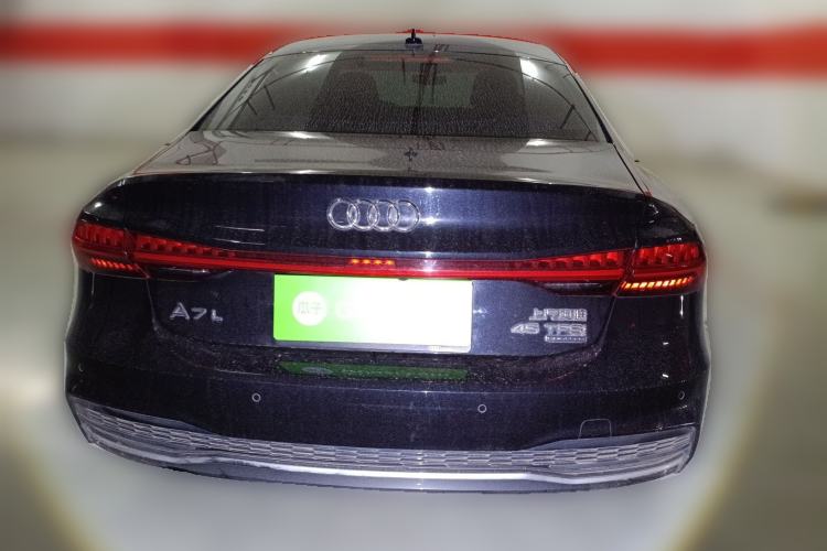 Used Audi A7L 2024 45TFSI quattro S-line Visionary Edition Flow Crystal Package
