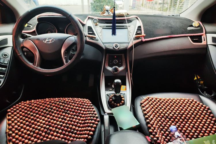 Used Hyundai Elantra (5th Generation / Langdong) 2015 1.6L Manual Fashion Edition
