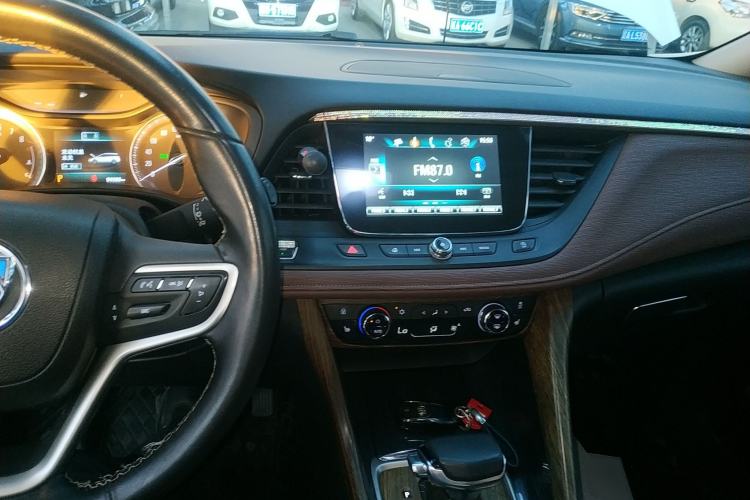 Used Buick GL6 2019 18T 6-Seater Connected Luxury Version China VI Standard
