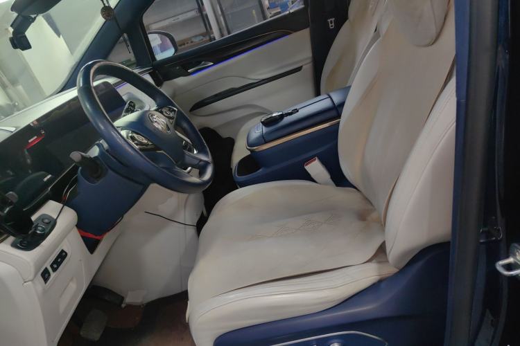 Used Buick GL8 2022 Avenir Avia Four-Seat Prestige Edition