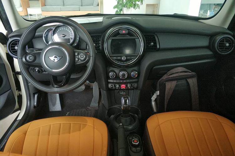 Used MINI MINI 2021 1.5T ONE Five-Door Version
