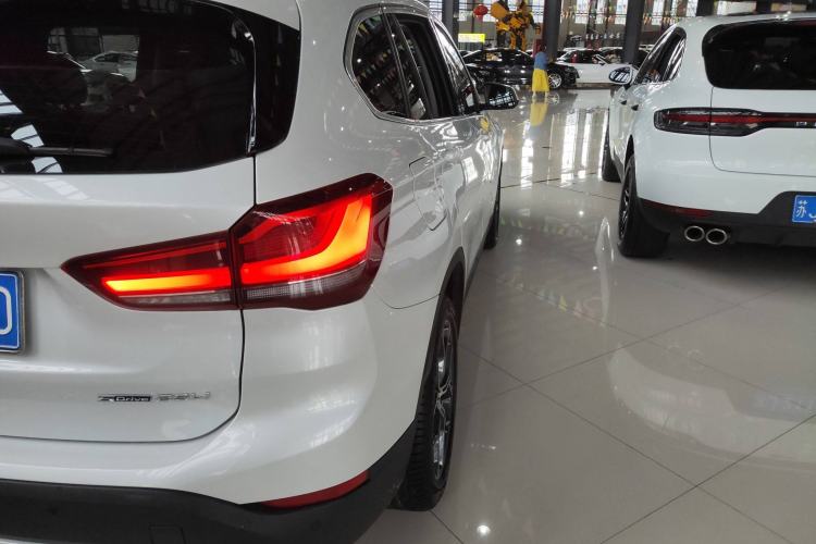 Used BMW X1 2022 sDrive25Li Leading Model
