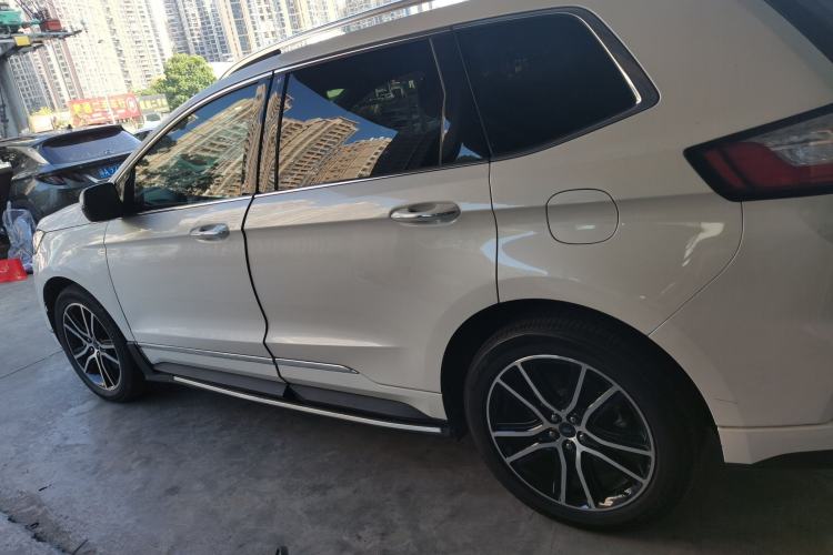 Used Ford Edge 2020 EcoBoost 245 Two-Wheel Drive Titanium 7-Seater