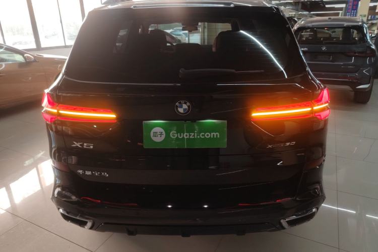 Used BMW X5 2023 xDrive 30Li Luxury M Sport Night Edition Package
