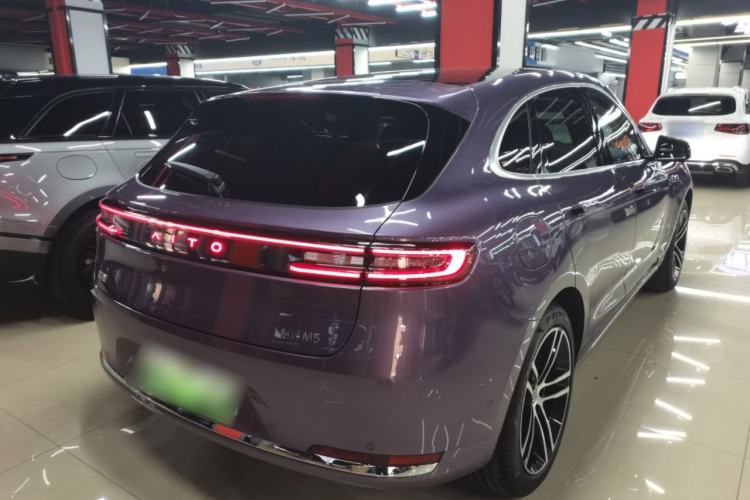 Used Hima AITO M5 2025 Extended-Range Ultra All-Wheel-Drive Version
