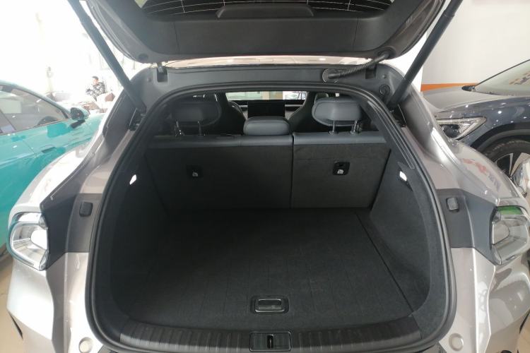 Used Xiaomi Auto YU7 2025 Ultra-Long Range All-Wheel Drive Pro Version
